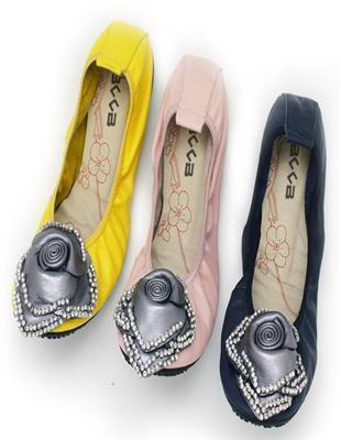 走向國際的多能手中國服裝設計師--楊紫明(cabbeen)《十》-設計家園-世界服裝鞋帽網--行業門戶.全國十佳電子商業行業門戶網站 行業精英 業界人才 行業新聞 買賣信息 供求信息 圖片素材